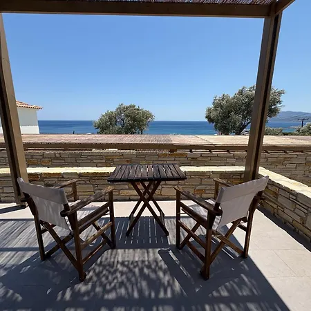 Sterna Παραλία Κύμης